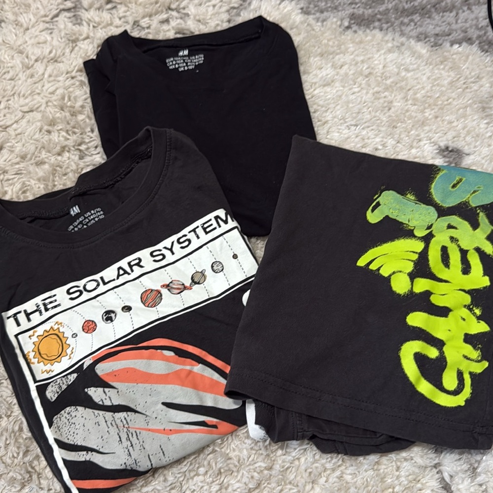 12 pack H&M t-shirt bundle size 8/10 with added shorts and pants.